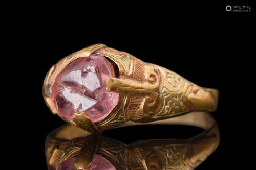 SELJUK GOLD RING