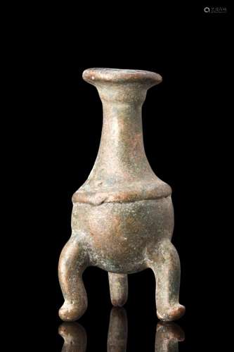 BACTRIAN BRONZE TRIPOD KOHL JAR