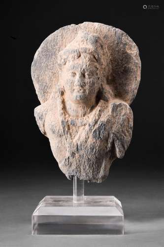 GANDHARAN SCHIST TORSO OF A BODHISATTVA