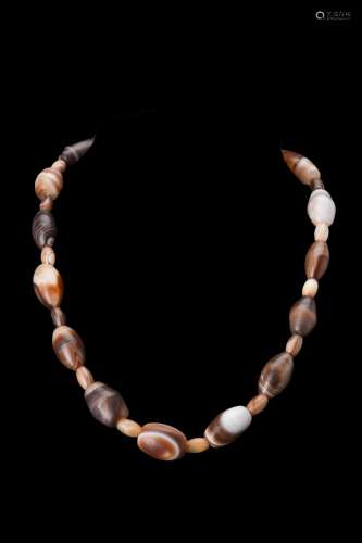 HELLENISTIC BANDED AGATE NECKLACE