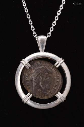 MAXENTIUS FOLLIS IN SILVER PENDANT