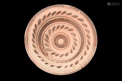 MESSAPIAN DECORATED POTTERY DISH