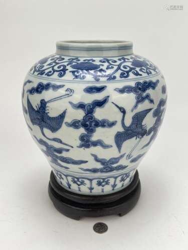 A Chinese blue&white jar, Ming Dynasty Pr.