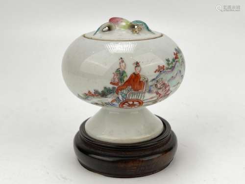A Chinese famille rose high footed condiments holder with co...