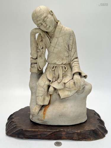 A very rare Chinese porcelain buddaha figure, Ming Dynasty P...