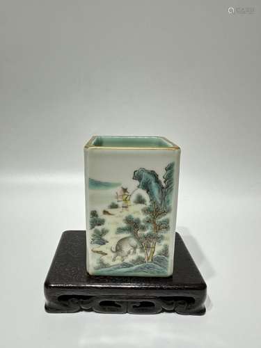 A famille rose Chinese brush pot, Qing Dynasty Pr.