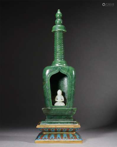 A VERY RARE CHINESE CARVED SPINACH GREEN JADE STUPA