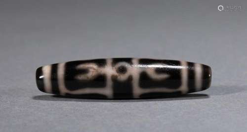 A TIBETAN DZI BEAD