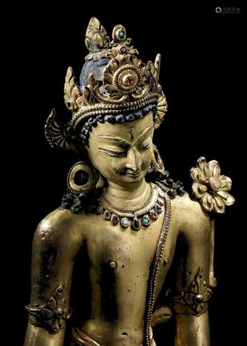 STATUETTE DE PADMAPANI LOKESHVARA EN ALLIAGE DE CUIVRE DORÉ ...