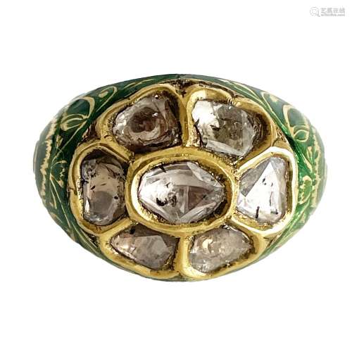 A MUGHAL ENAMEL & CARVED DIAMOND RING, SET ON GOLD, 19TH...