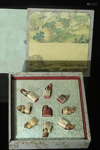 旧藏珍品布盒装纯手工雕刻寿山石印章9小件兽