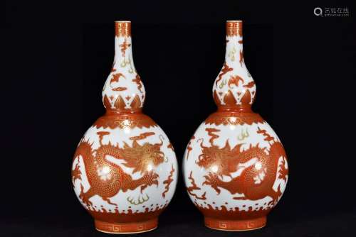 清乾隆矾红釉描金福在眼前龙纹葫芦瓶