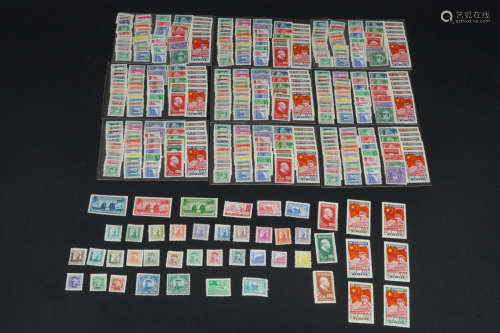 中国邮票十袋 约440枚