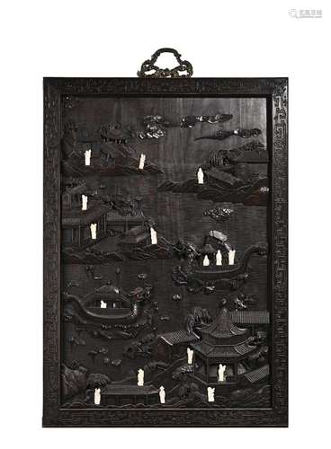 Hanging screen with relief carved jade inlaid figure of Long...