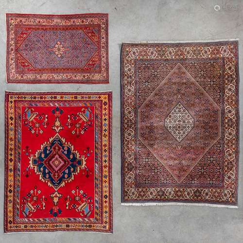 Three Oriental hand-made carpets, Bidjar & Kashan. (D:24...