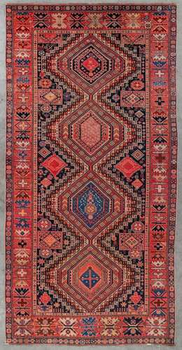 An Oriental hand-made carpet, Shirvan, Kaukasus. (D:305 x W:...