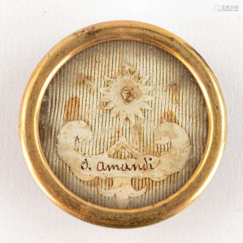 A sealed Theca with a relic and document: Sancti Amandi (H:1...