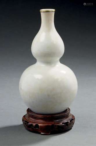 CHINE-VIETNAM, XIXe siècle  Petit vase de forme double gourd...