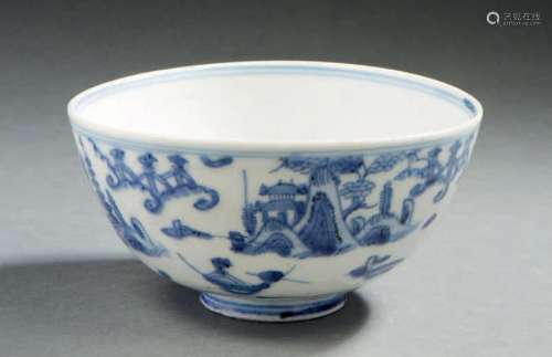Corée, période Choson, XVIIe siècle  Coupe en porcelaine ble...