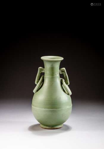 <br />
A 'Longquan' celadon-glazed pear-shaped vase, Song - ...