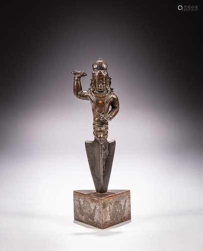 <br />
A copper-alloy Kila, Tibet, 12th century | 十二世紀 藏...