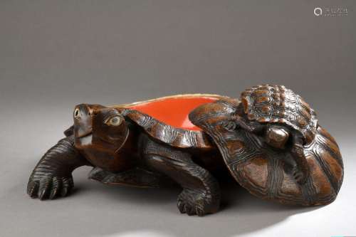 Grande boite en bois en forme de tortues, Japon, fin du XIXe...
