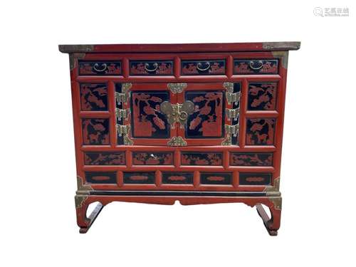 A ANTIQUE LACQUER CABINET