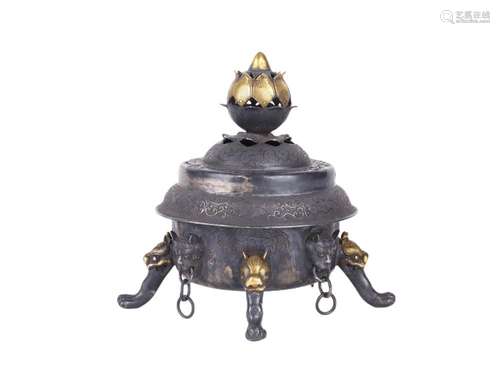 A GILT SILVER MYTHICAL BEAST FORM FEET CENSER