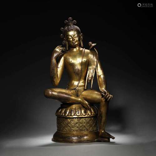 A GILDING COPPER GUANYIN BODHISATTVA STATUE