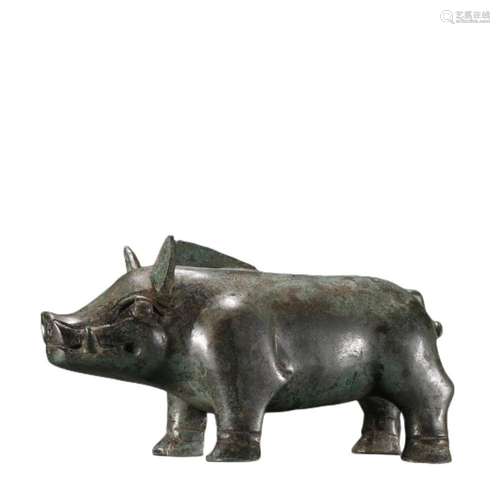 A BRONZE BOAR ORNAMENT