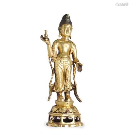 A GILT BONZE FIGURE OF BUDDHA