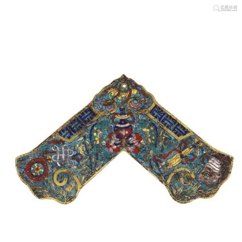 A BRONZE CLOISONNE ENAMEL HUANG ORNAMENT