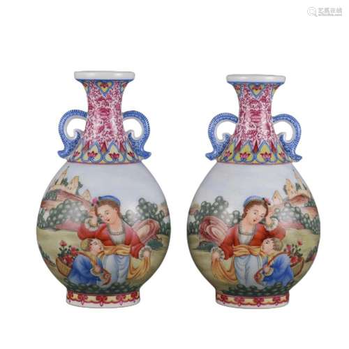 A PAIR OF FALANGCAI VASES