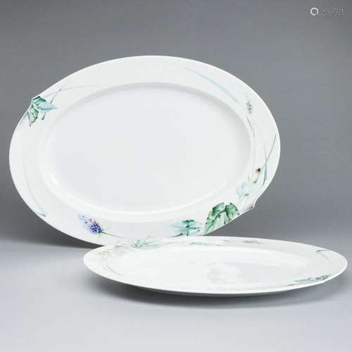 2 ovale Platten Wellenspiel: Waldflora mit Insekten. Meissen...