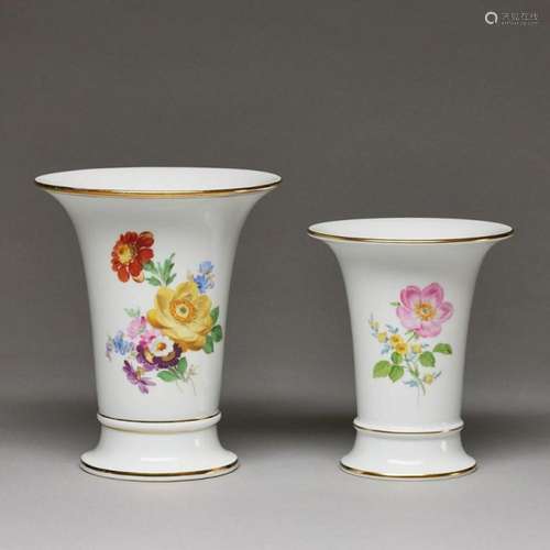 2 Bechervasen Blumenbukett und Blume 2. Meissen 1850-1924 un...