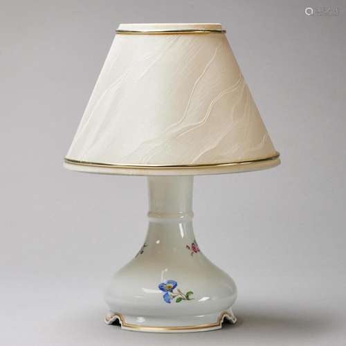 Tischlampe - Streublümchen. Meissen wohl 1935-1947.