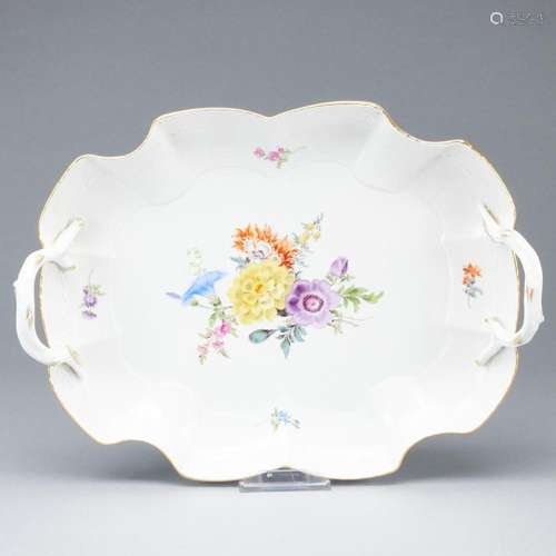 Tablett mit Astgriffen - Altozier: Blumenbukett. Meissen 195...