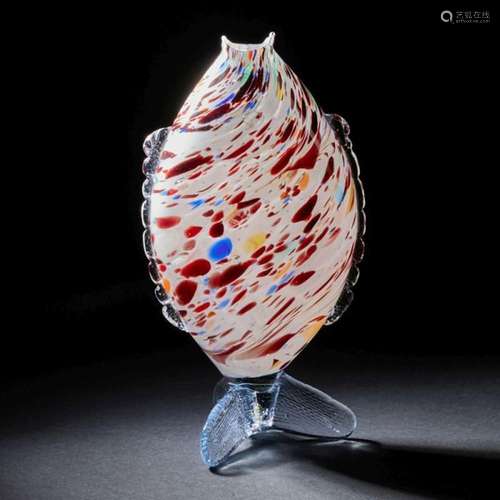 Stehender Fisch als Vase. Murano.