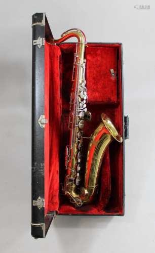 Saxophon Holton, Collegiate,