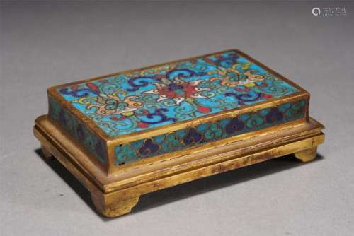 A CHINESE CLOISONNE ENAMEL INKSTAND