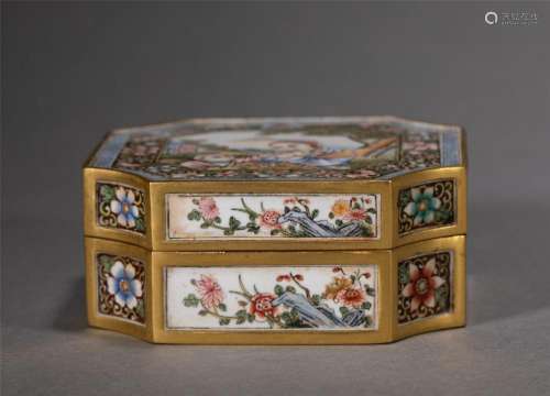 A CHINESE PAINTED ENAMEL BOX WITH COVER
