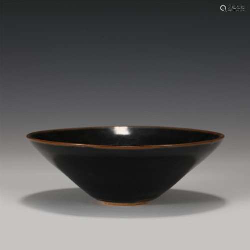 A JIZHOU-TYPE CONICAL BOWL