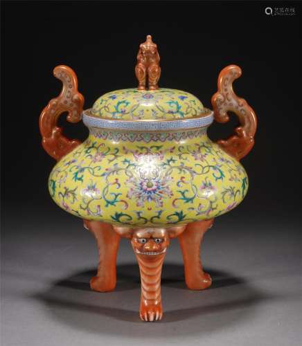A CHINESE FAMILLE ROSE INCENSE BURNER