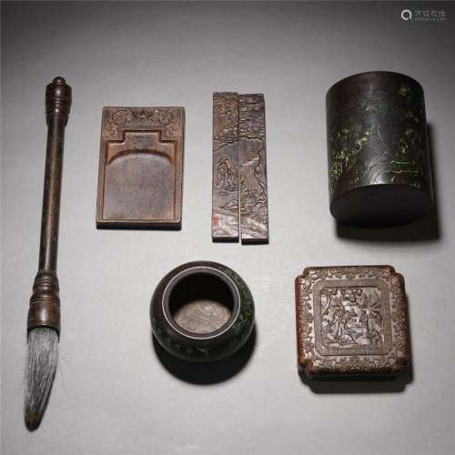A SET OF CHINESE ALOES WOOD LITERATI ITEMS