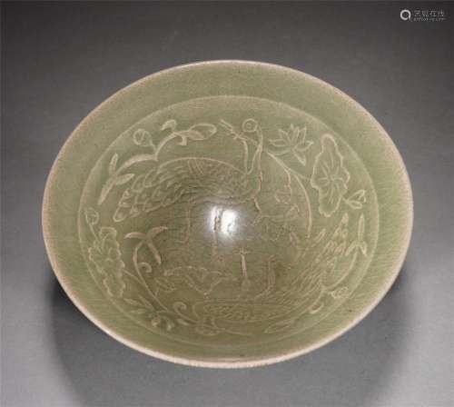 A CHINESE RUE-WARE TEA BOWL