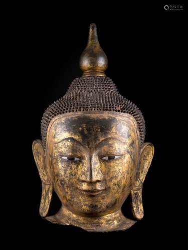 LACQUERED AND GILDED WOODEN BUDDHA HEAD