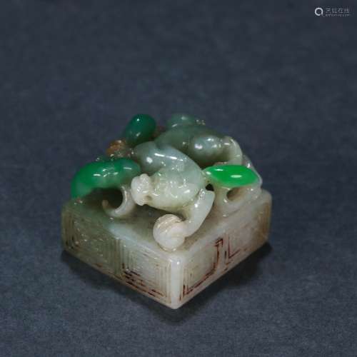 : jade dragon stampSize: 2.8 cm high 2.2 cm wide weighs 40.8...