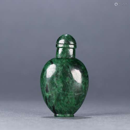 : jadeite snuff bottleSize: 3.0 cm wide and 1.7 cm high 5.1 ...