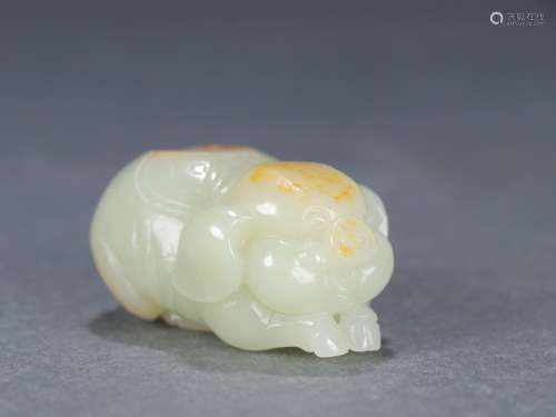 : hetian jade pigSize: 5.6 cm wide and 3.6 cm high 2.7 cm we...