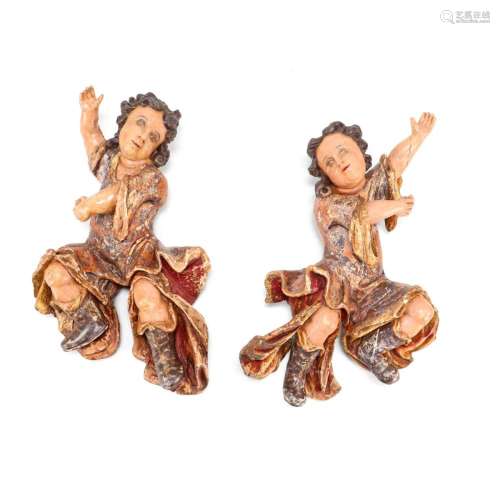 A PAIR OF BAROQUE HANGING ANGELS